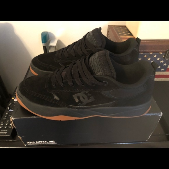 Dc shoes - Picture 7 of 8